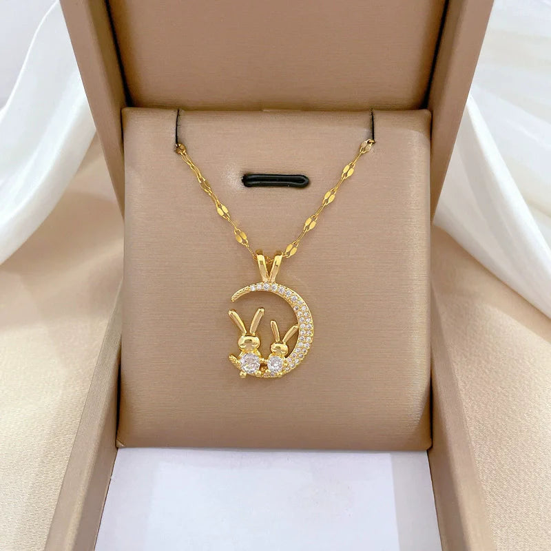 Chaine Papillon jaune doré