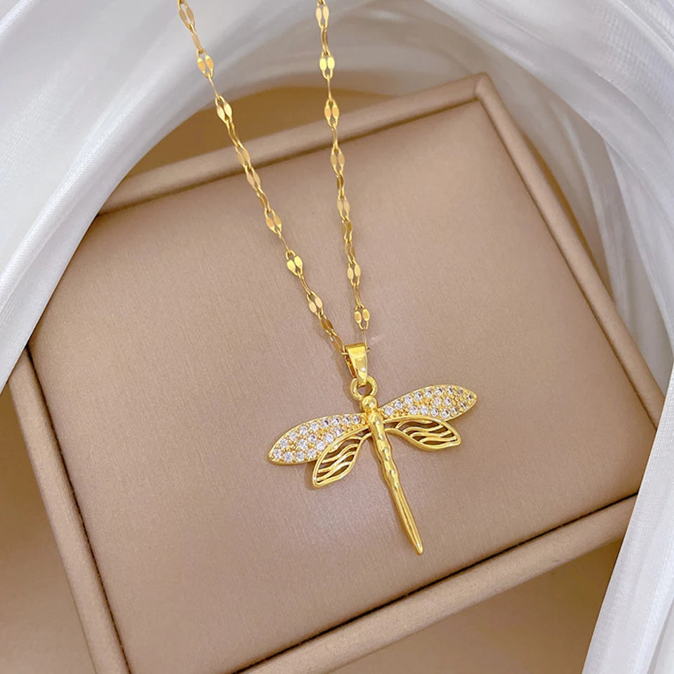 Collier coeur, papillon