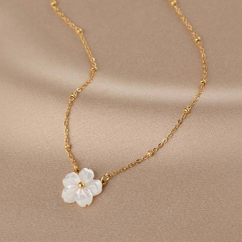 Collier fleur