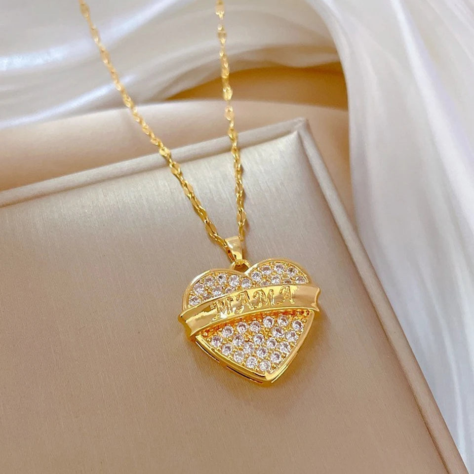 Collier coeur, papillon