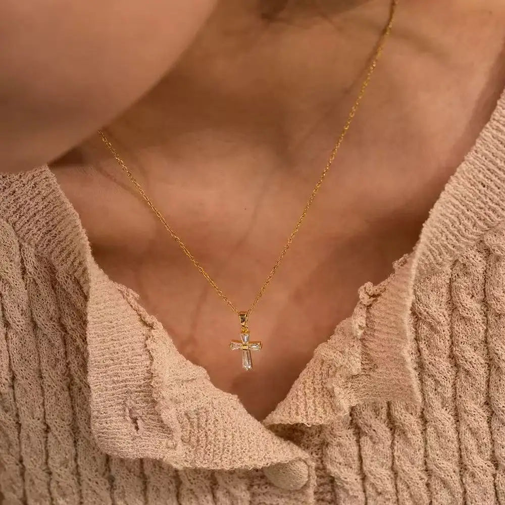 Chaine magnifique jaune d'or