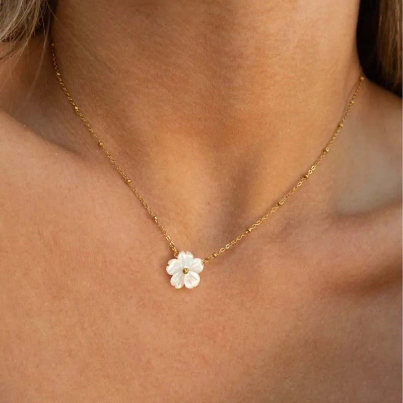 Collier fleur