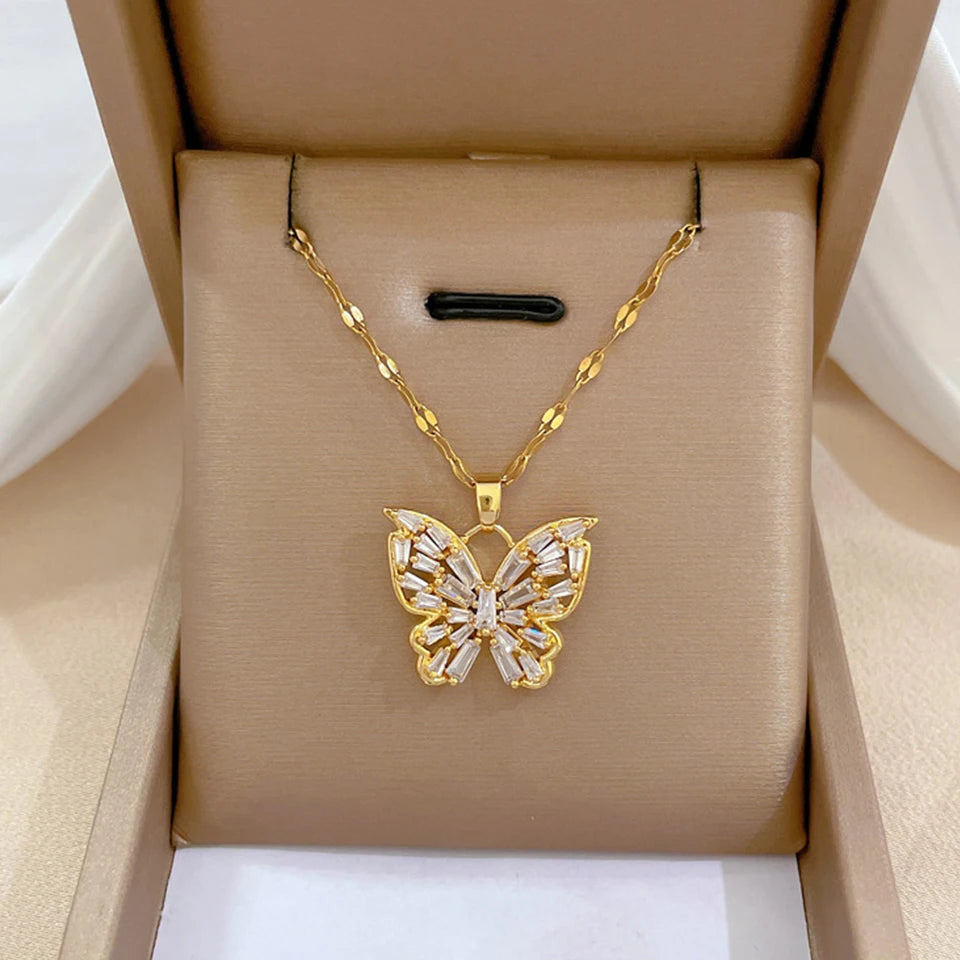 Collier coeur, papillon