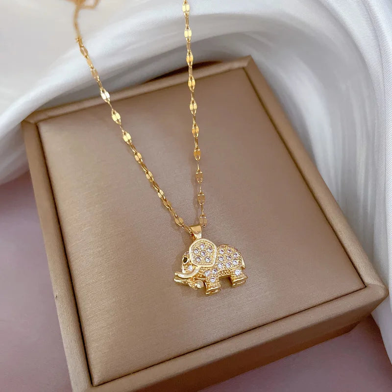 Collier coeur, papillon