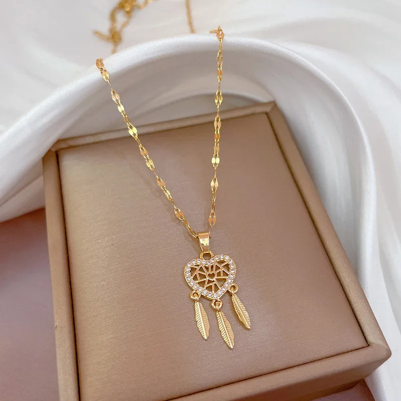 Collier coeur, papillon